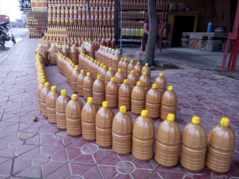 Giá Tương Bần bao nhiêu tiền 1 lít